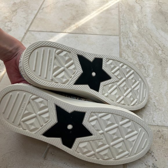 Brand new Dior embroidered sneakers size 38 - Picture 6 of 6